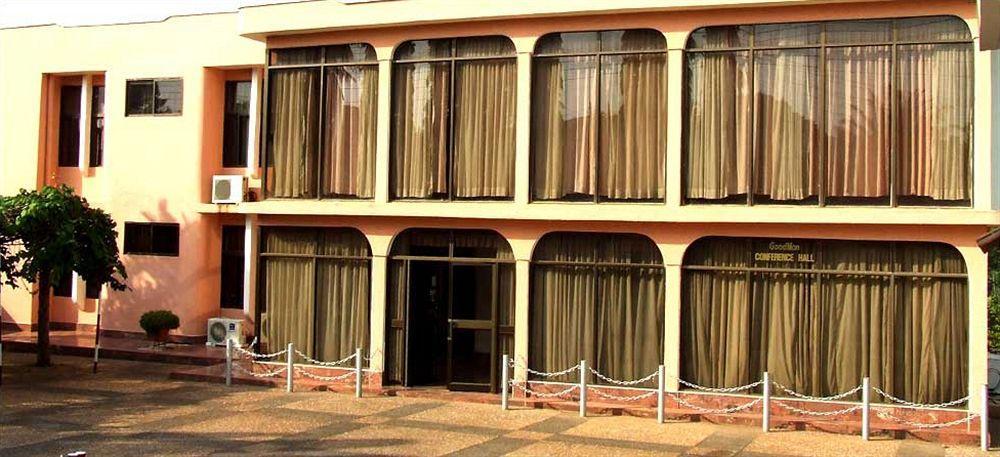 Pink Panther Kumasi Hotel Exterior foto